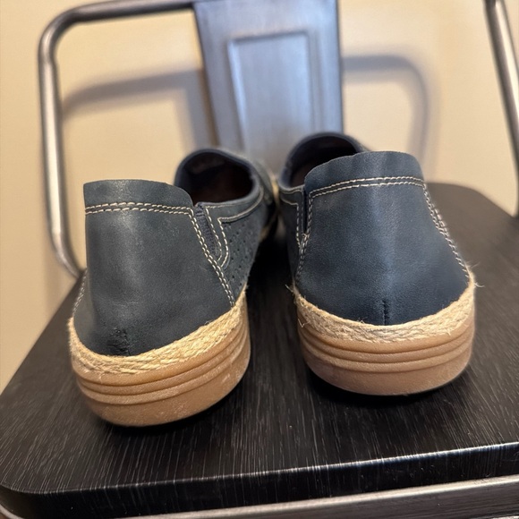 Clarks Blue Espadrilles Sz 11 - Picture 12 of 12